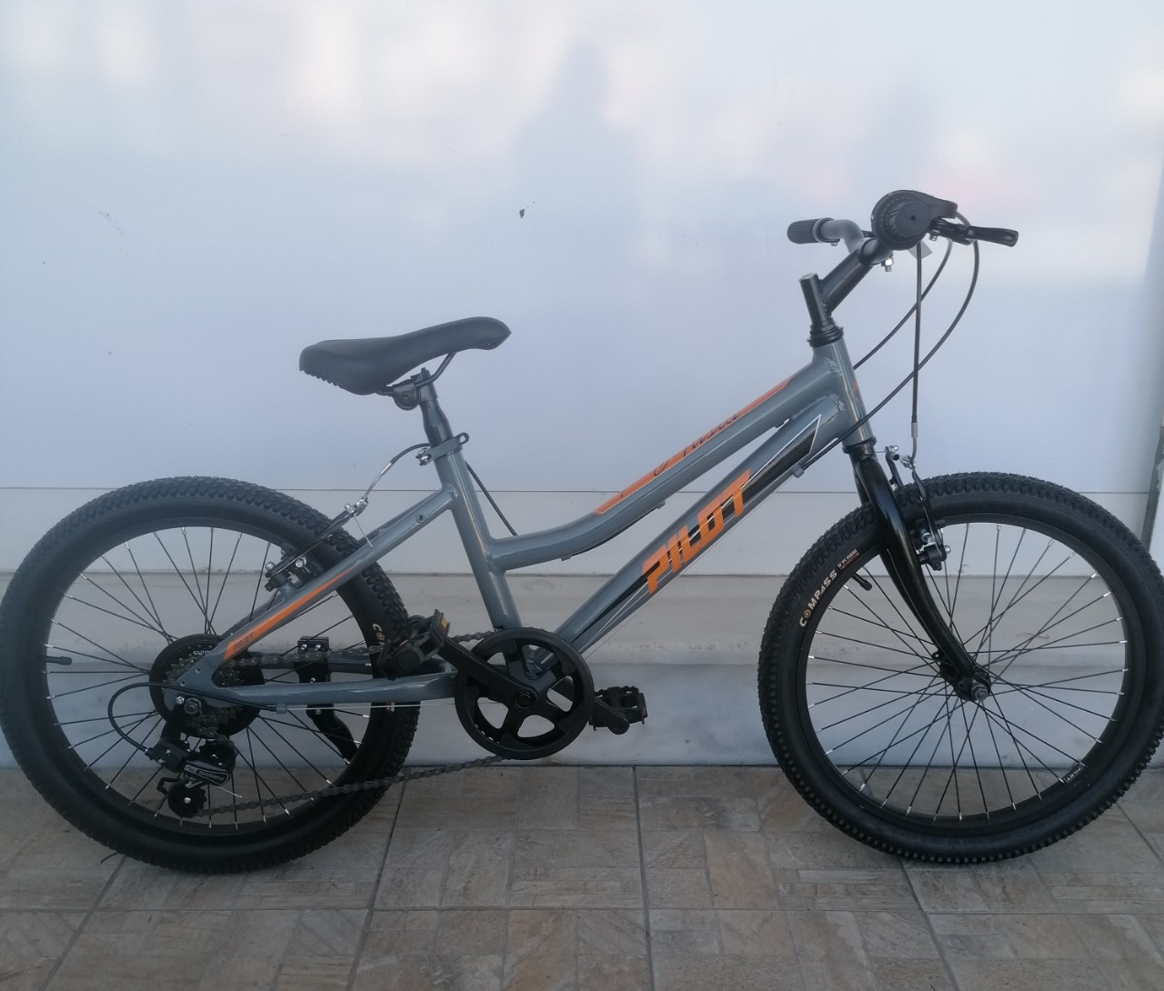 20" MTB Pilot Alloy 6v
